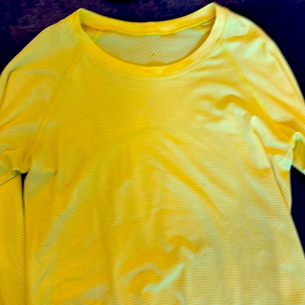EUC lululemon yellow swiftly long sleeve.